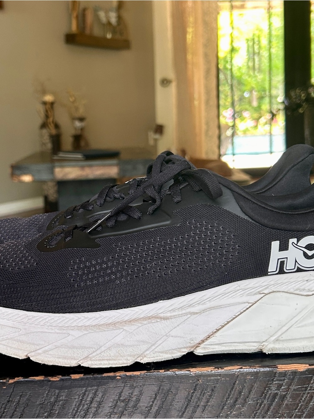 Hoka Men's Black and White Athletic Running Shoe men’s 11 D - Picture 5 of 16